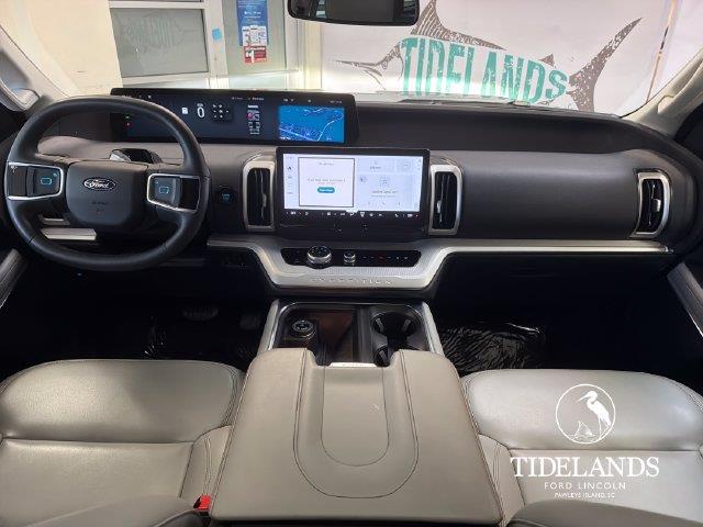 2025 Ford Expedition - $54,400