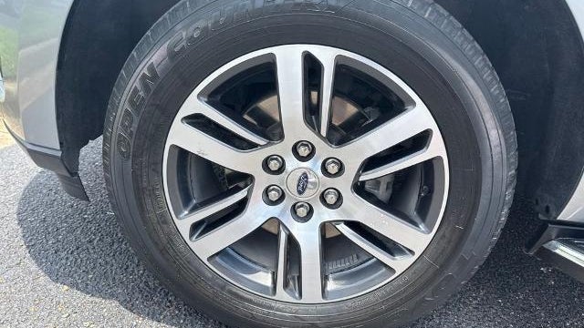 2023 Ford Expedition XLT