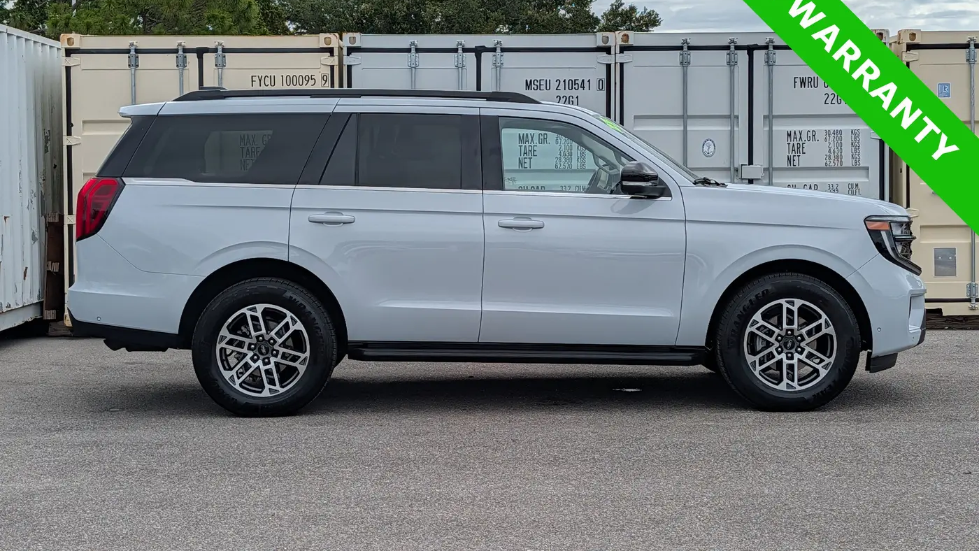 2025 Ford Expedition Active