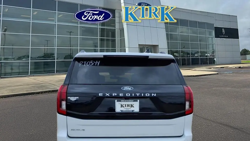 2025 Ford Expedition Active