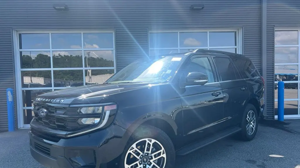 Preowned 2025 Ford Expedition Active for Sale