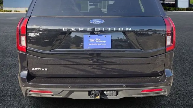 2025 Ford Expedition Active