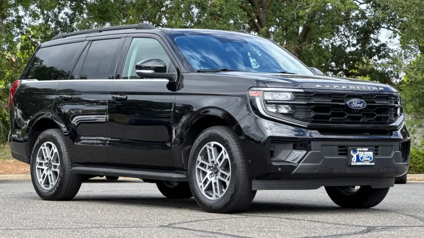 2025 Ford Expedition Active
