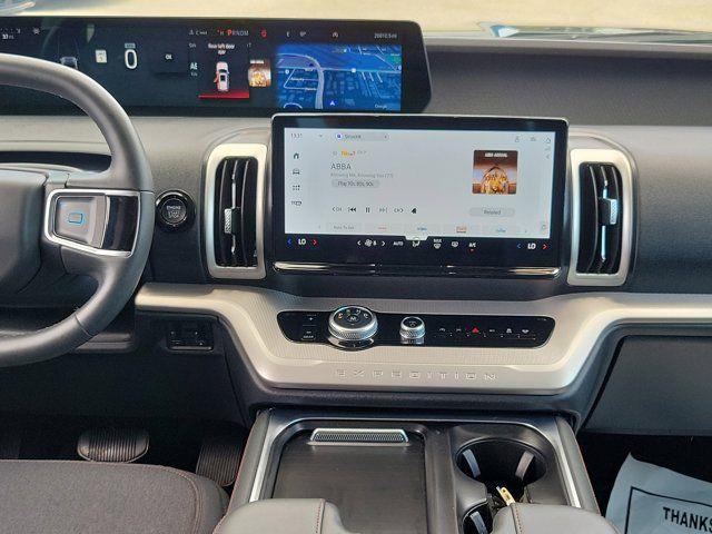 2025 Ford Expedition - $49,789