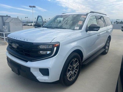 2025 Ford Expedition 4X2 Active 4DR SUV