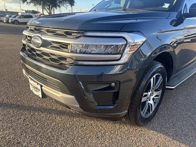 2022 Ford Expedition 4X2 XLT 4DR SUV