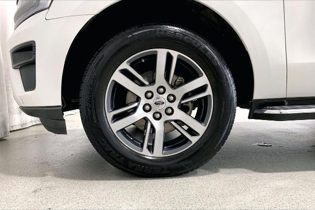 2022 Ford Expedition - $22,991