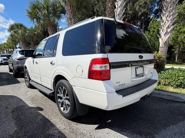 2017 Ford Expedition - $17,400