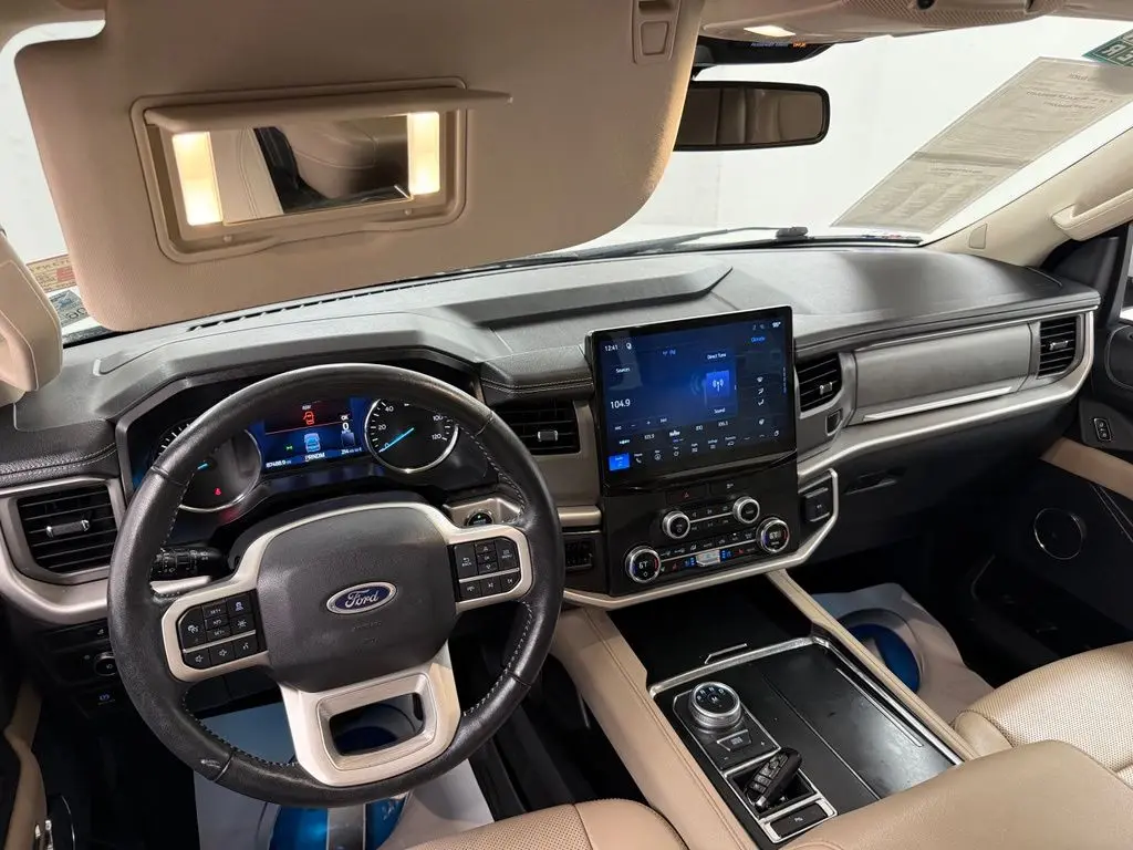 2022 Ford Expedition - $32,775