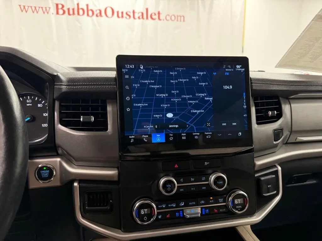 2022 Ford Expedition - $32,775