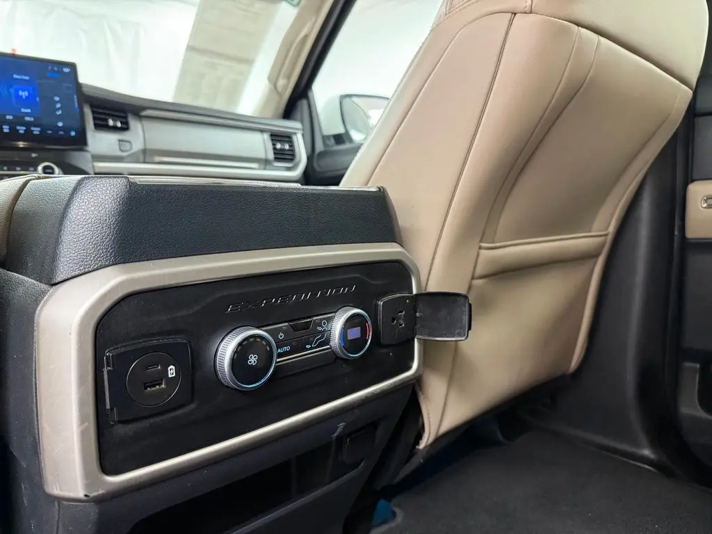 2022 Ford Expedition - $32,775