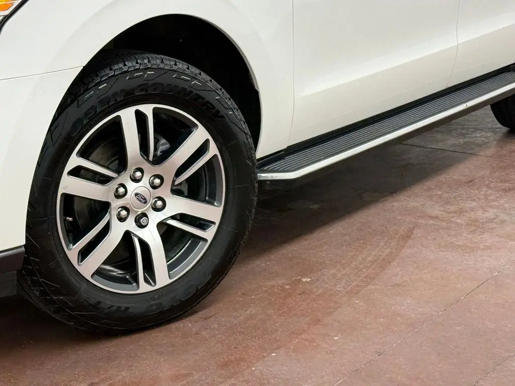 2022 Ford Expedition - $32,775