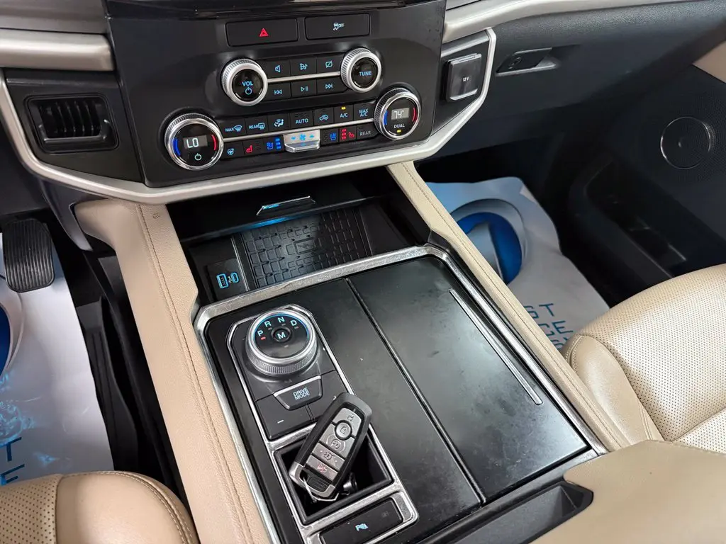 2022 Ford Expedition - $32,775