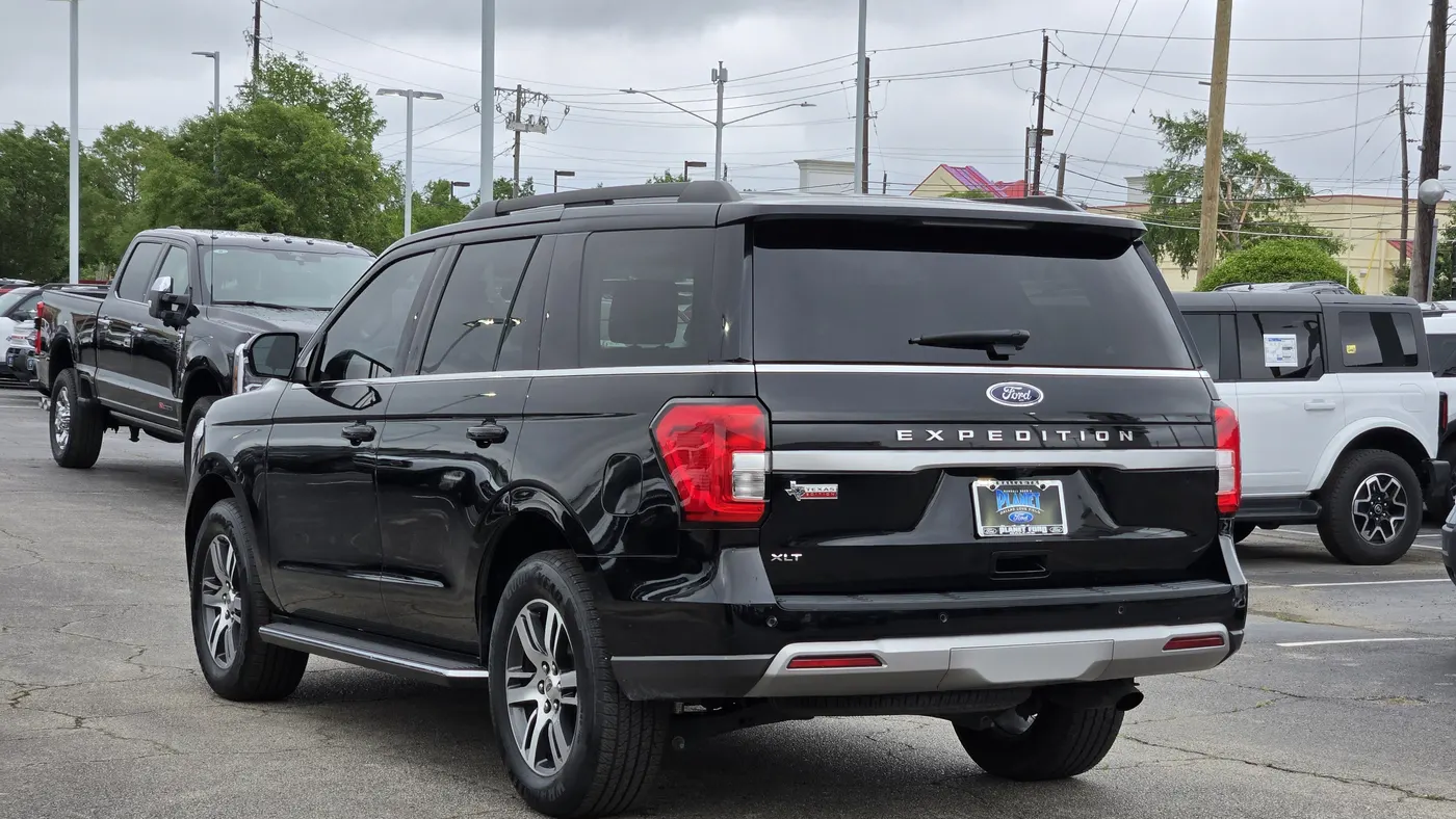 2022 Ford Expedition XLT