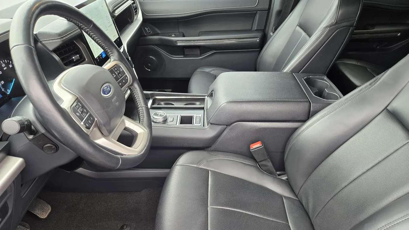 2022 Ford Expedition XLT