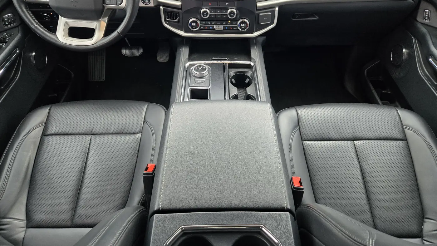 2022 Ford Expedition XLT