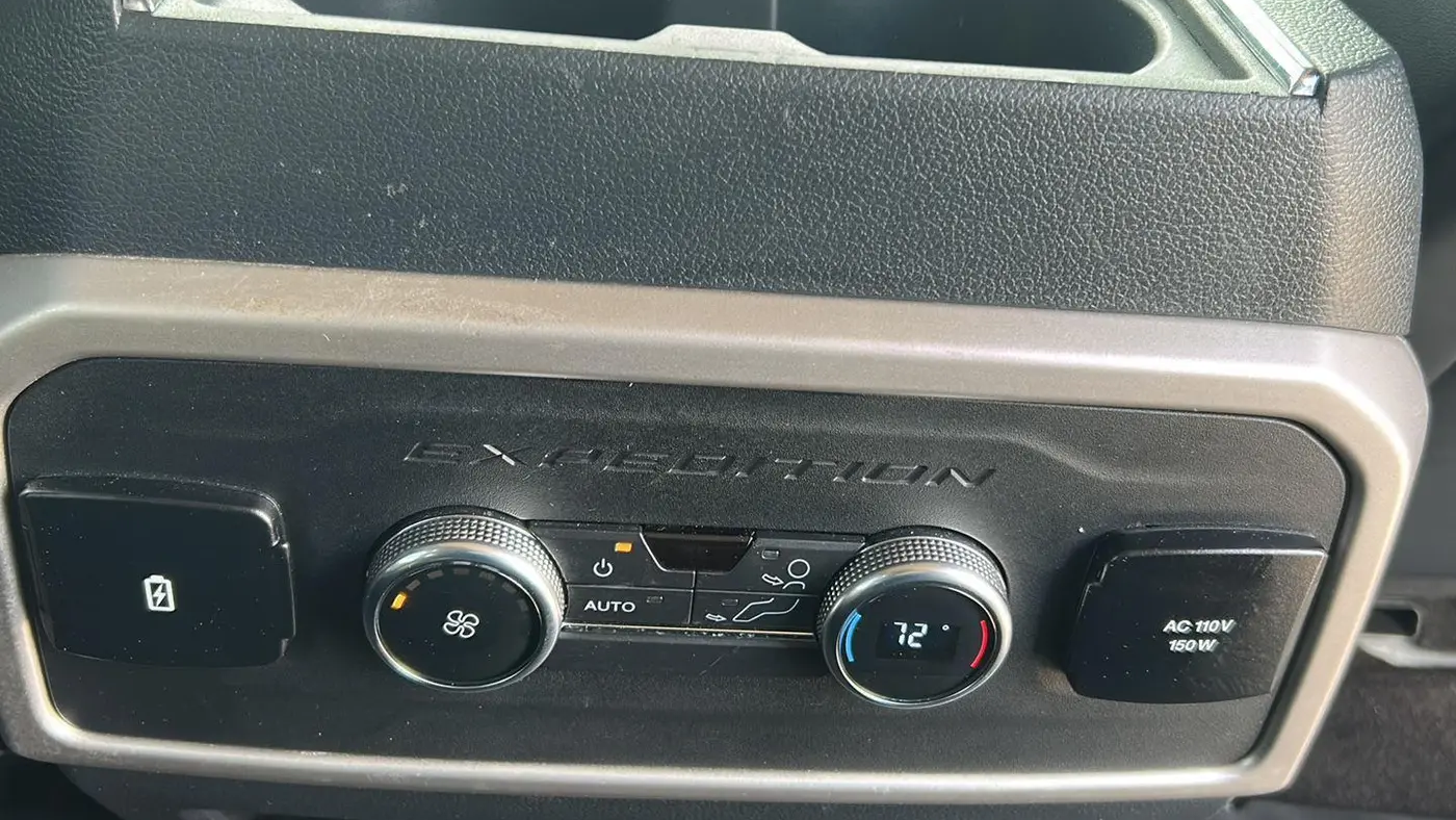 2022 Ford Expedition XLT