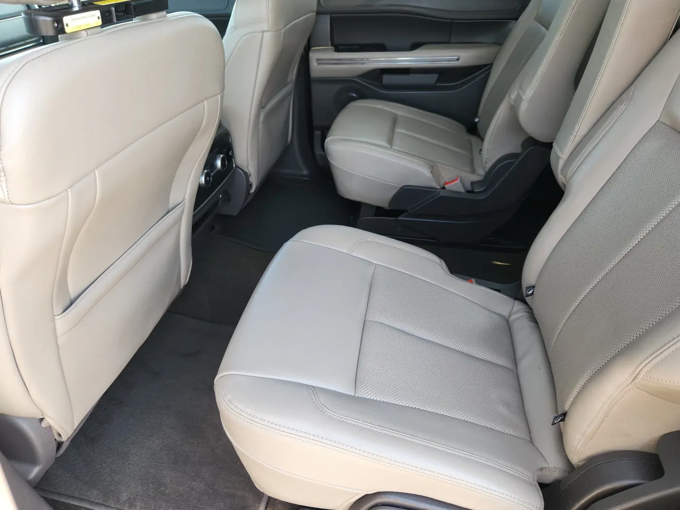 2021 Ford Expedition - $21,905