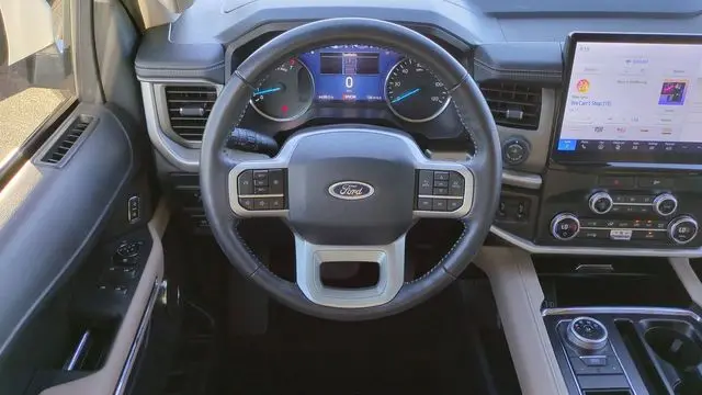 2022 Ford Expedition XLT