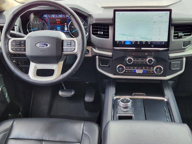 2022 Ford Expedition - $26,855