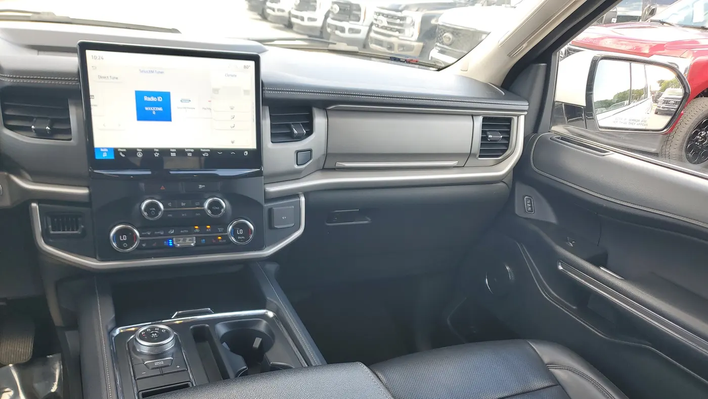 2022 Ford Expedition XLT