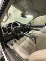 2018 Expedition Thumbnail 9