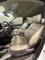 2018 Expedition Thumbnail 10