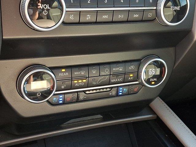 2021 Ford Expedition - $35,900