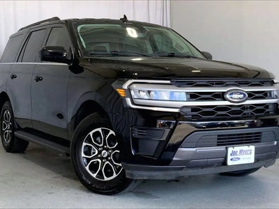 2022 Ford Expedition 4X2 XLT 4DR SUV