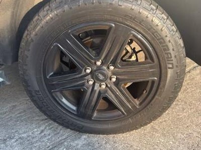 2020 Ford Expedition 4X2 XLT 4DR SUV