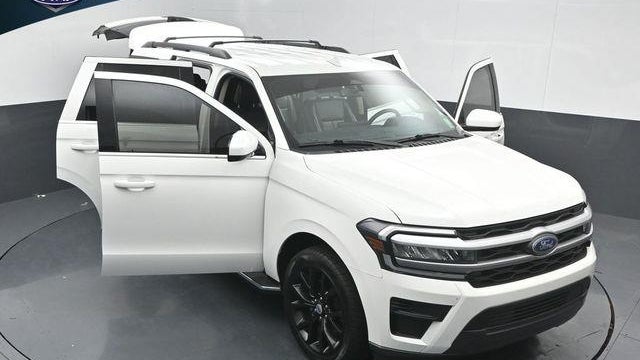 2022 Ford Expedition XLT