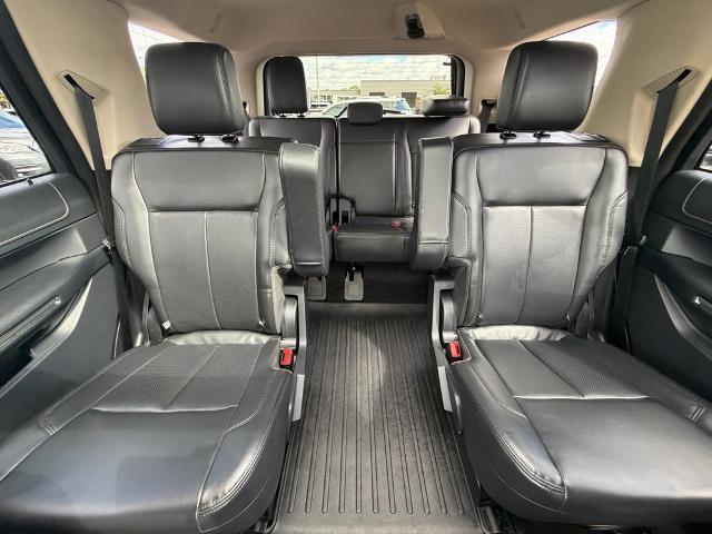 2022 Ford Expedition - $29,994
