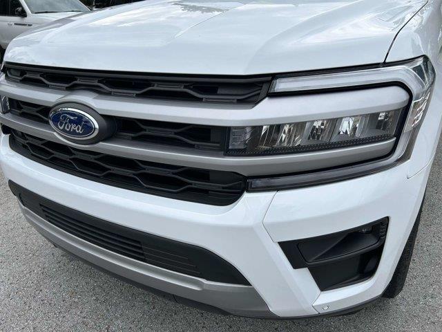 2022 Ford Expedition - $42,994