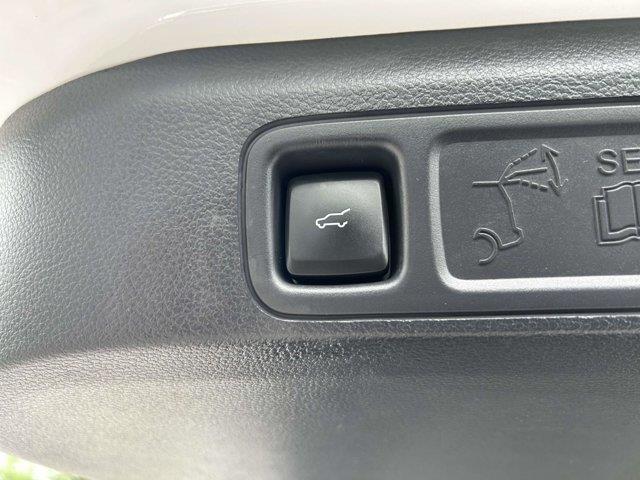 2022 Ford Expedition - $42,994