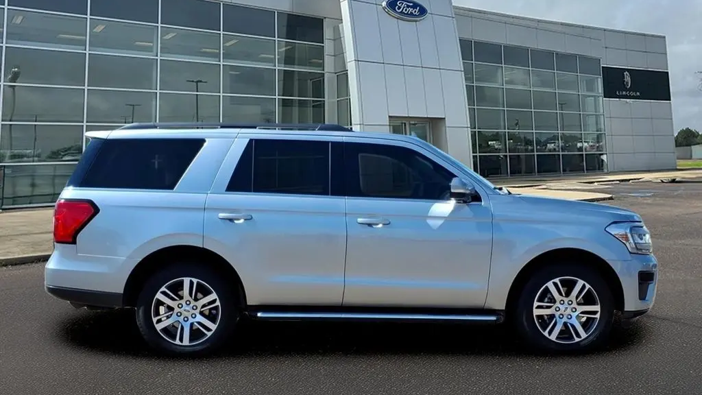 2022 Ford Expedition XLT
