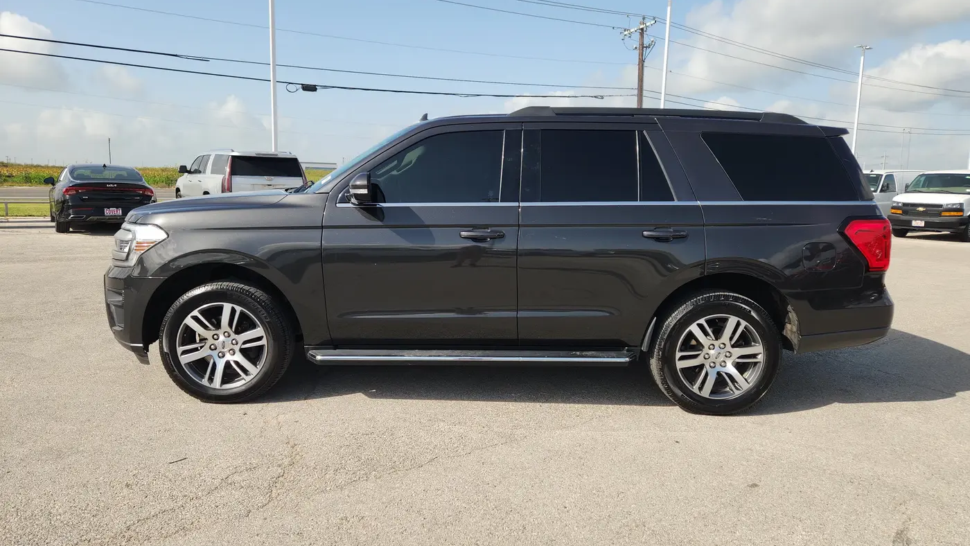 2022 Ford Expedition XLT
