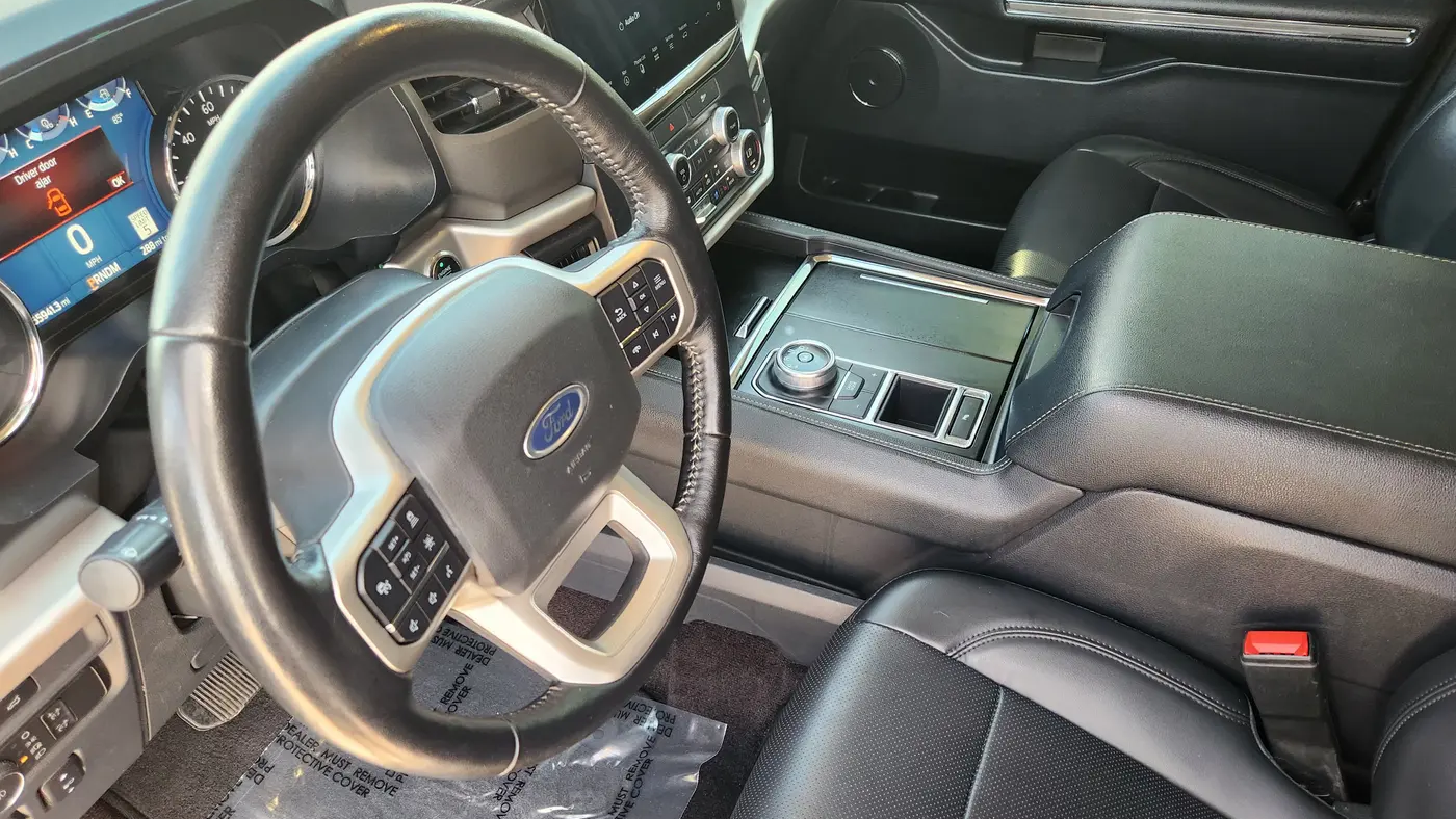 2022 Ford Expedition XLT