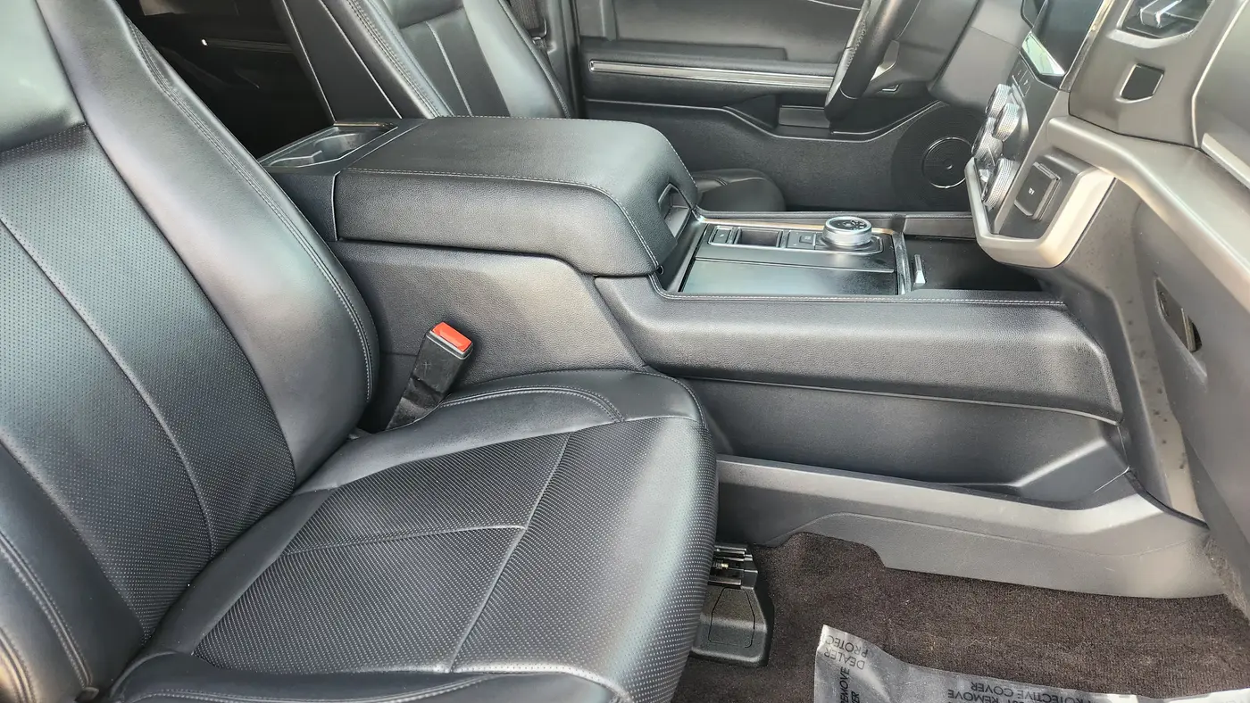 2022 Ford Expedition XLT