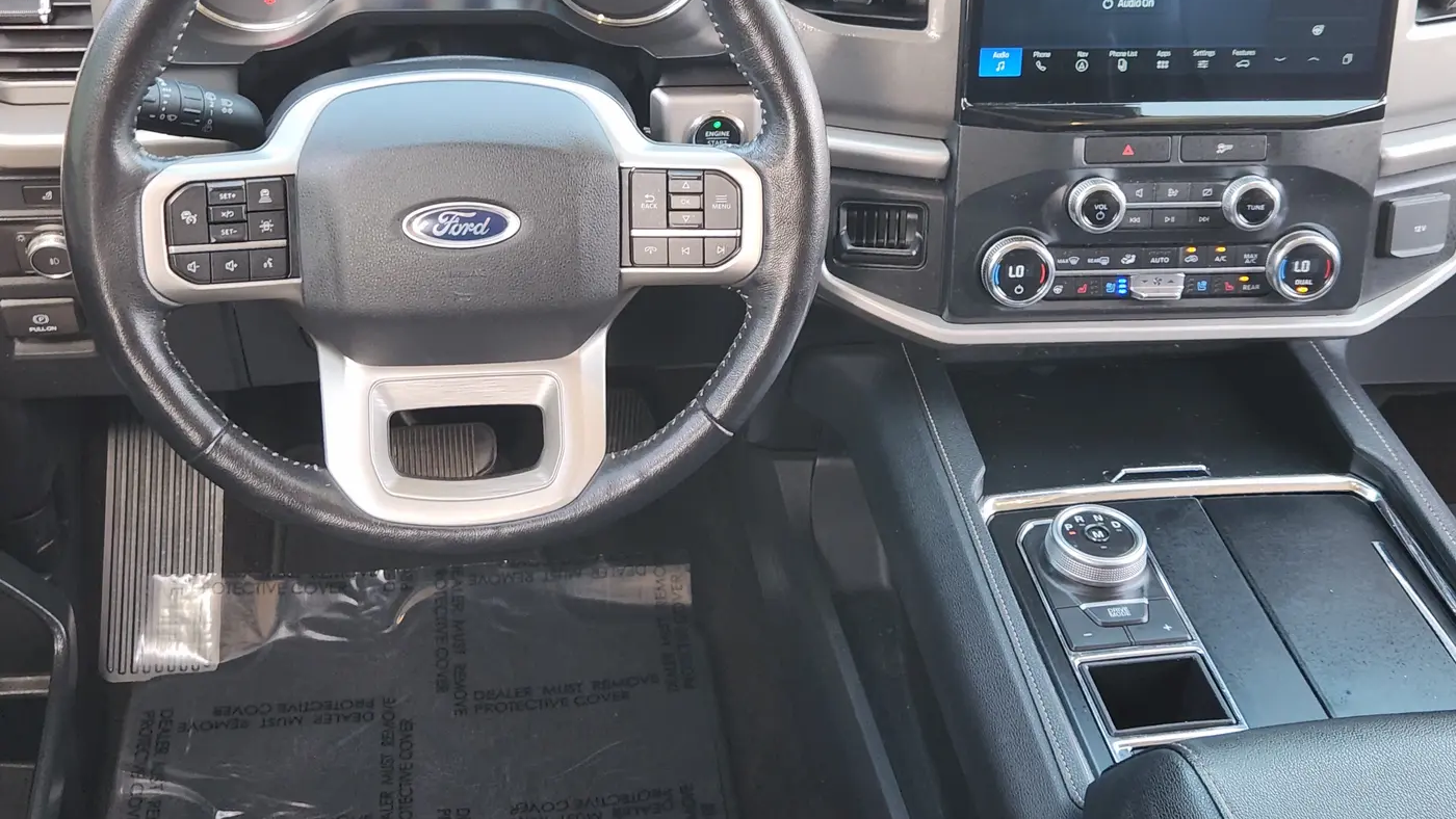 2022 Ford Expedition XLT