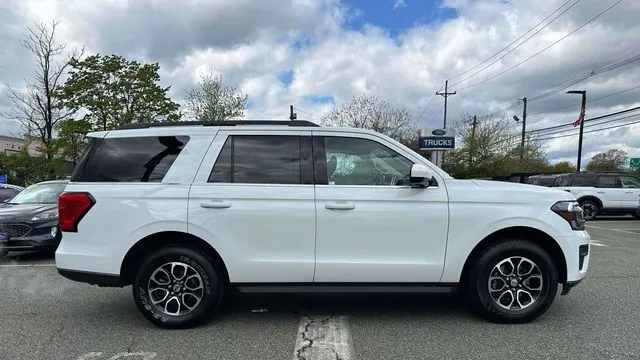 2024 Ford Expedition XLT