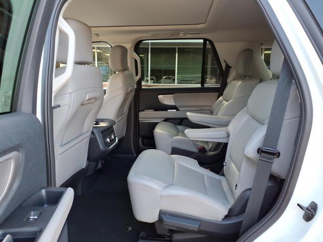 2025 Ford Expedition - $58,990