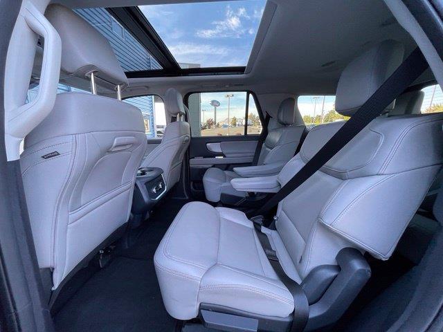 2025 Ford Expedition - $55,999