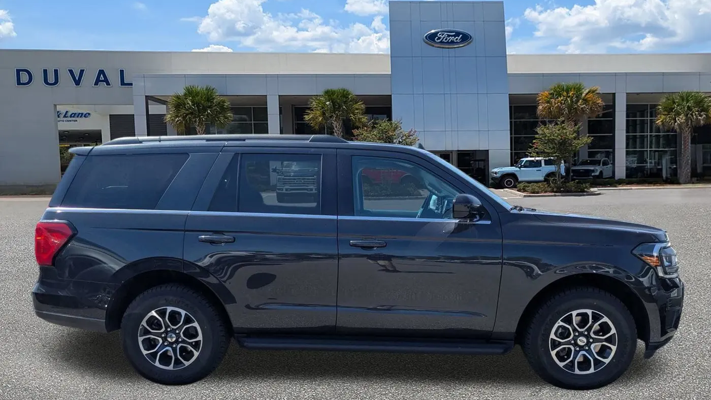 2024 Ford Expedition XLT