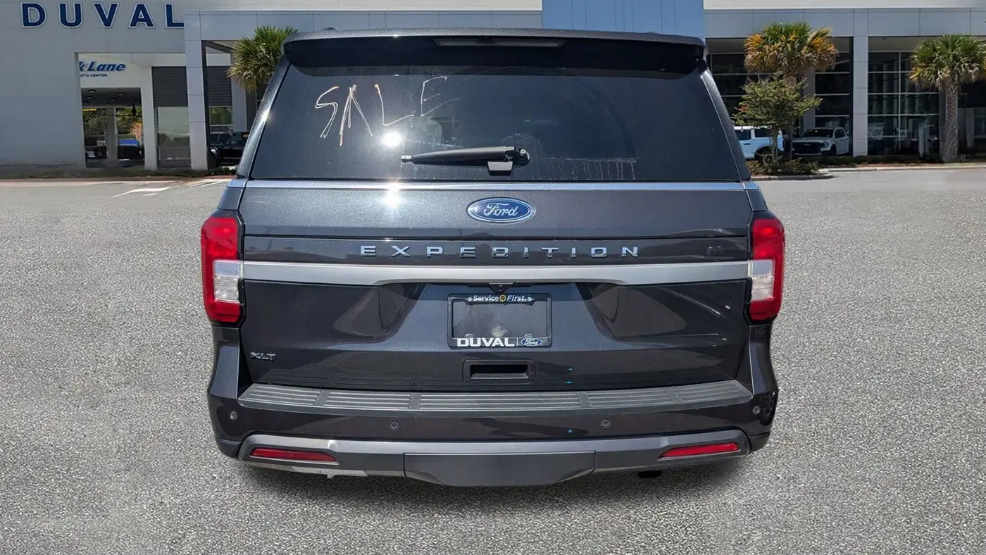 2024 Ford Expedition XLT