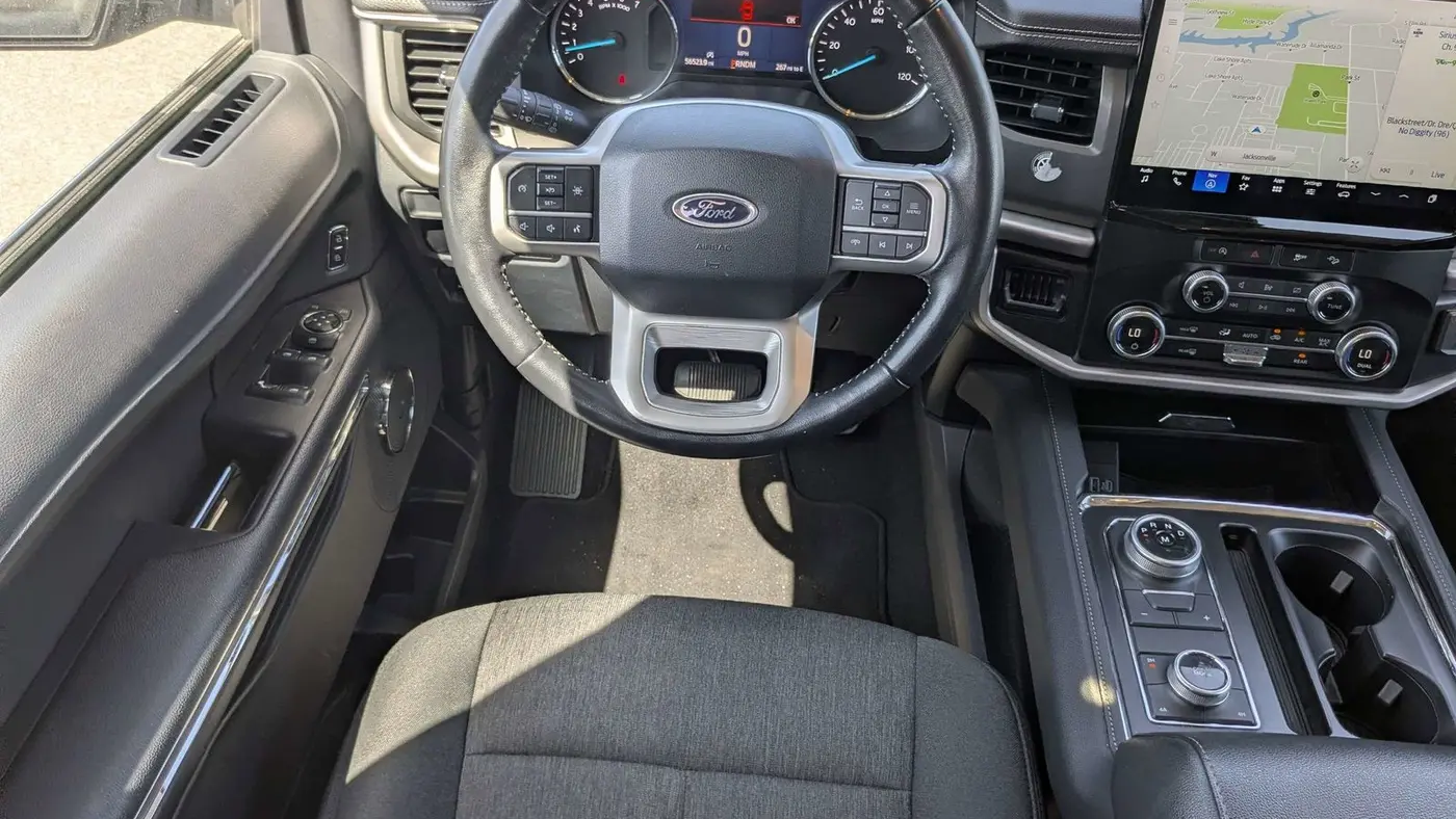 2024 Ford Expedition XLT