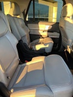 2025 Expedition Thumbnail 33