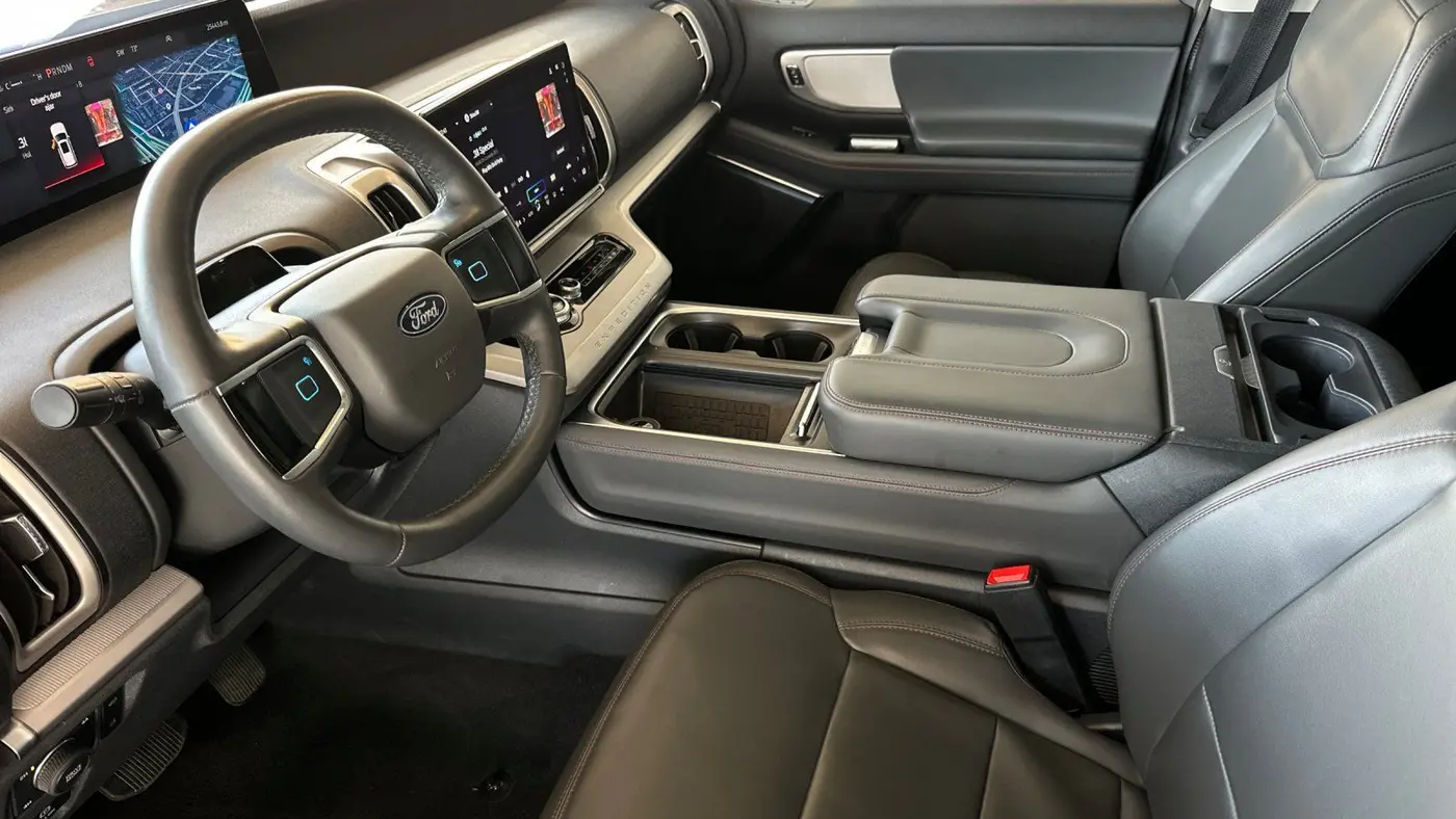 2025 Ford Expedition Active