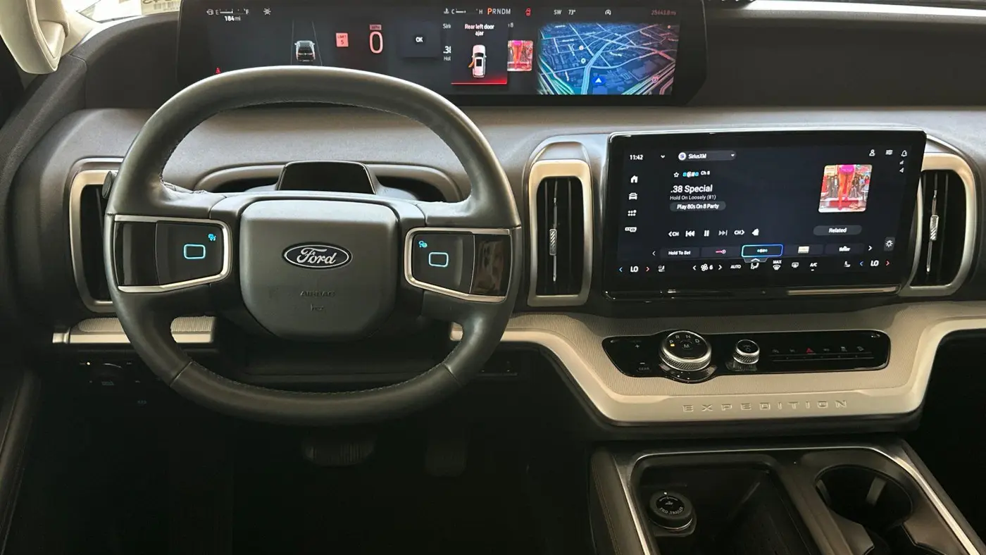 2025 Ford Expedition Active