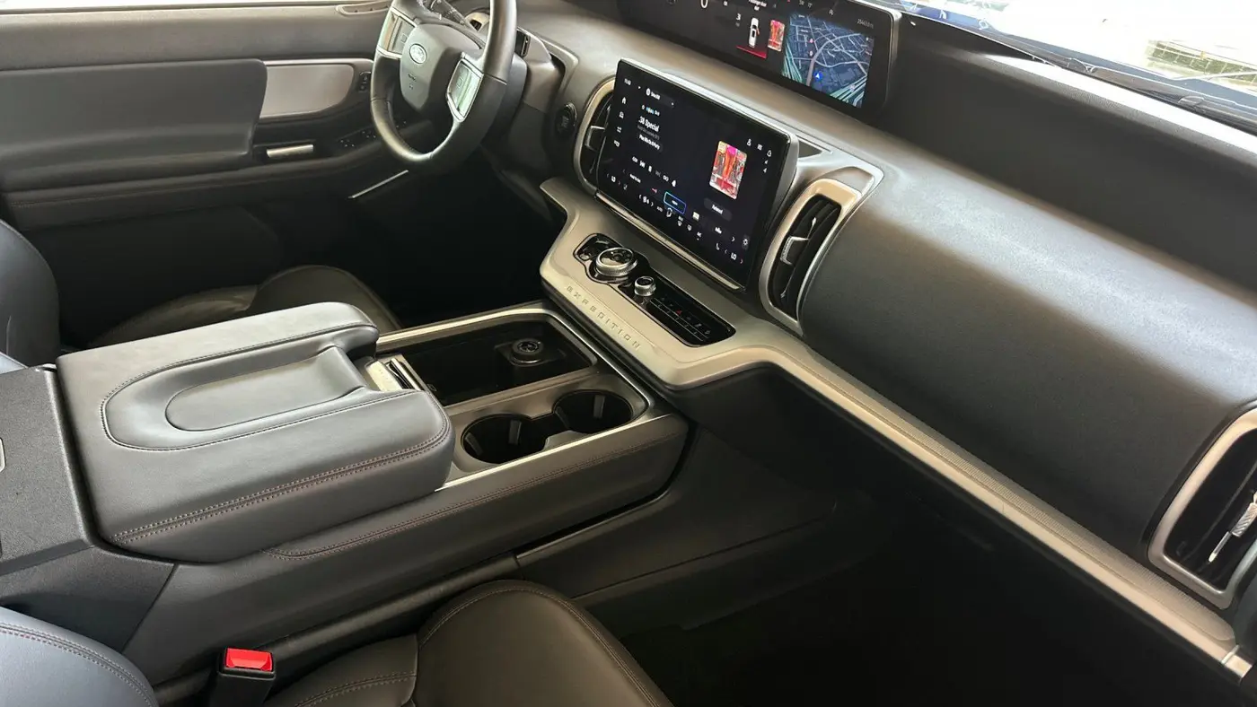 2025 Ford Expedition Active