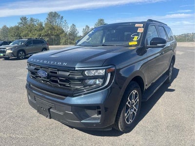 2025 Ford Expedition 4X4 Active 4DR SUV